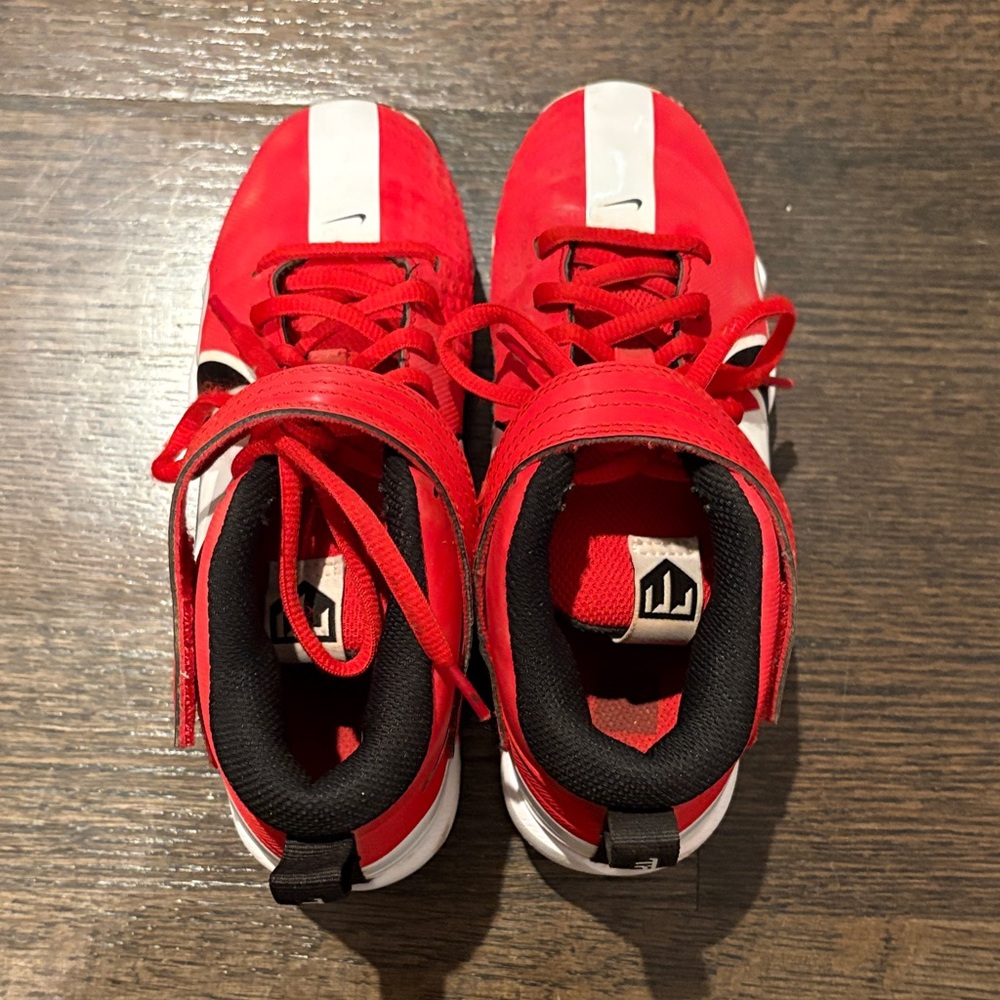 Nike TROUT Youth Kids Baseball Cleats - Worn 3x! Sz. 2.5 Youth, Red, Impeccable